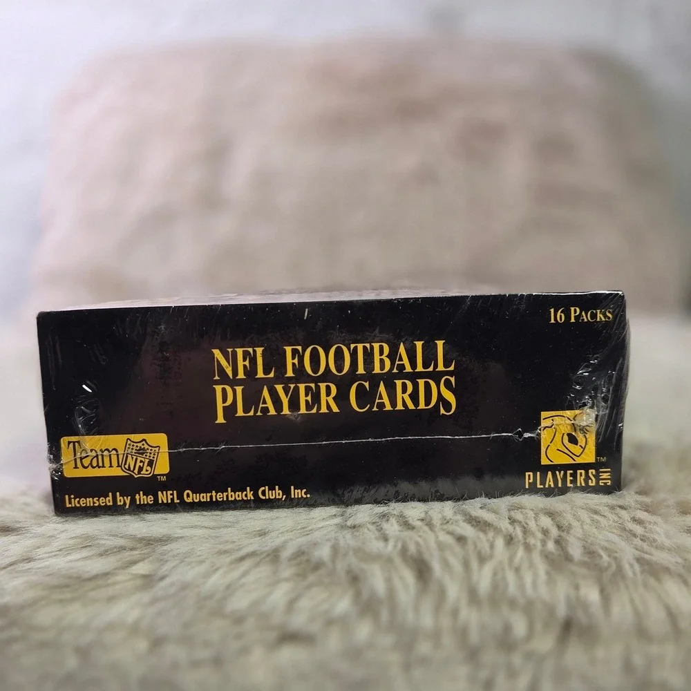 1995 Collector's Edge Black Label NFL Football Sealed Hobby Box 16 Packs DM1072